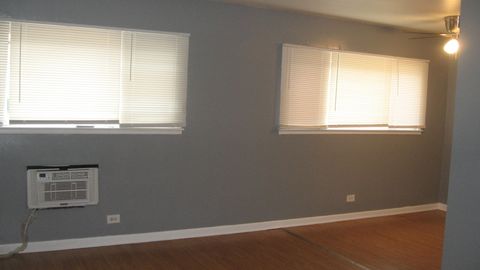 Tiny photo for 7201 W Wellington Street #D-1, Elmwood Park, IL 60707 (MLS # 12493323)