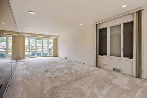 Tiny photo for 9152 S Michigan Avenue, Chicago, IL 60619 (MLS # 12728747)