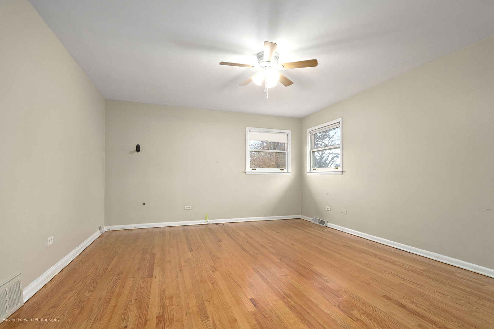 Niles, Illinois 60714, United States, 3 Bedrooms Bedrooms, ,2 BathroomsBathrooms,Residential,Active,252745