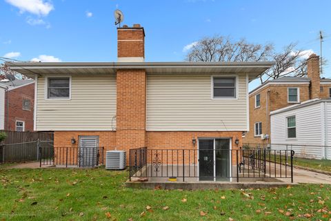 Tiny photo for 8311 N Olcott Avenue, Niles, IL 60714 (MLS # 12529503)