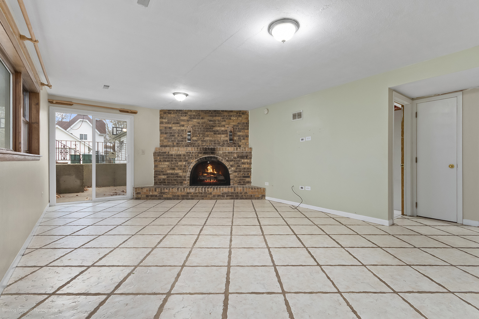 Niles, Illinois 60714, United States, 3 Bedrooms Bedrooms, ,2 BathroomsBathrooms,Residential,Active,252745