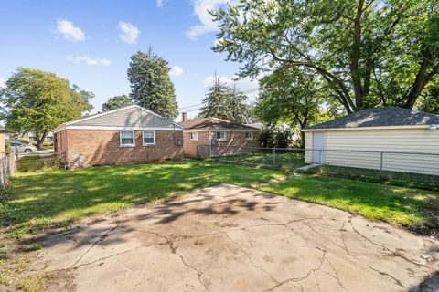 Tiny photo for 12820 S Sangamon Street, Chicago, IL 60643 (MLS # 12494184)