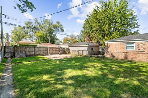 Tiny photo for 12820 S Sangamon Street, Chicago, IL 60643 (MLS # 12494184)