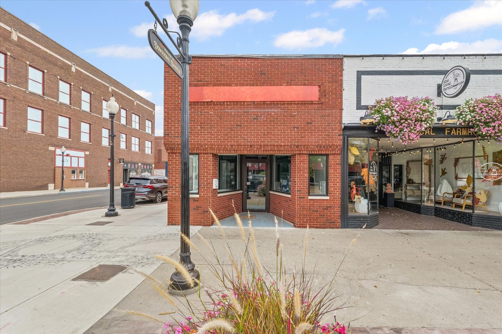 57 N Vermilion Street