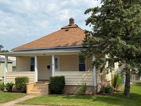 Tiny photo for 424 E 1st Street, Oglesby, IL 61348 (MLS # 12439842)