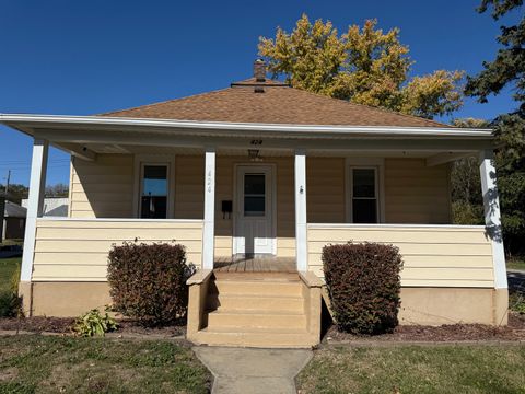 Tiny photo for 424 E 1st Street, Oglesby, IL 61348 (MLS # 12439842)
