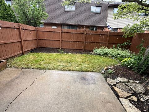 Tiny photo for 1910 Heatherway Lane #19, New Lenox, IL 60451 (MLS # 12698699)