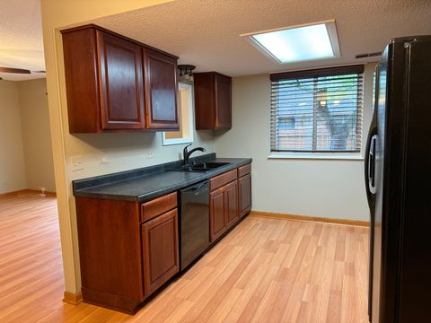 Tiny photo for 1910 Heatherway Lane #19, New Lenox, IL 60451 (MLS # 12698699)