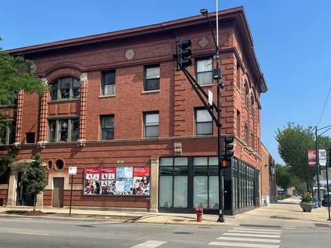 5200 N Broadway Street Chicago IL 60640