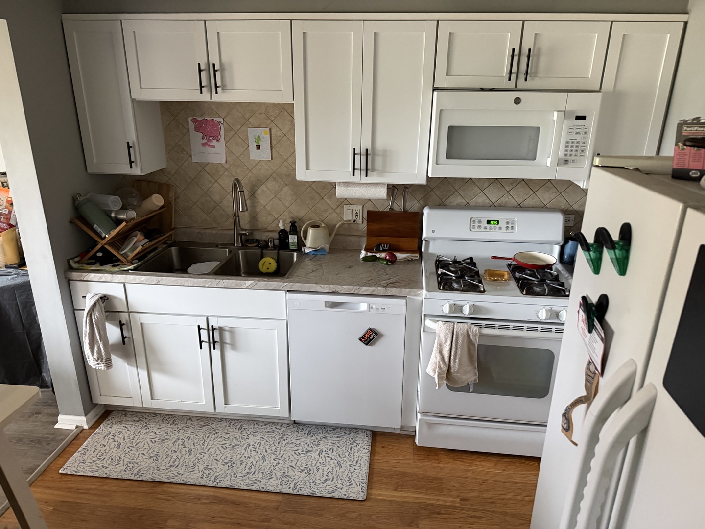 1201 WILLIAMSPORT Drive 2