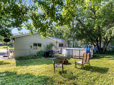 Tiny photo for 218 Bedford Road, Bolingbrook, IL 60440 (MLS # 12421211)
