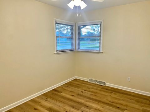 Tiny photo for 125 Arthur Drive, Woodstock, IL 60098 (MLS # 12516642)