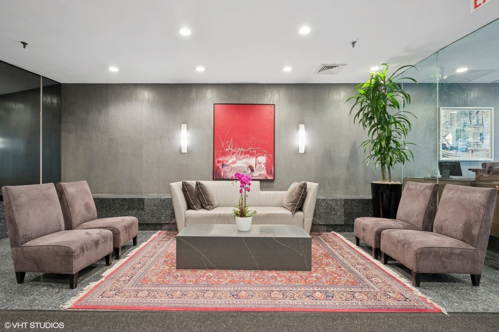 110 E Delaware Place 1702
