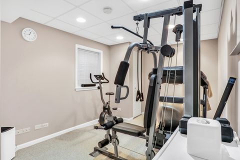 Tiny photo for 586 Harvard Court, Lindenhurst, IL 60046 (MLS # 12482629)