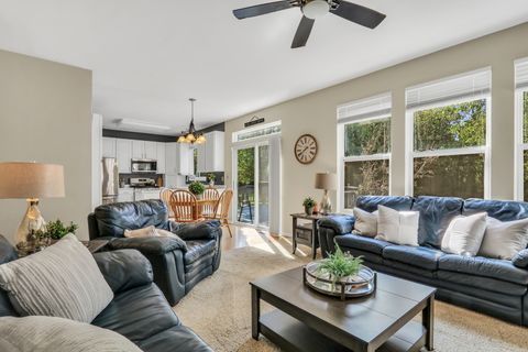 Tiny photo for 586 Harvard Court, Lindenhurst, IL 60046 (MLS # 12482629)