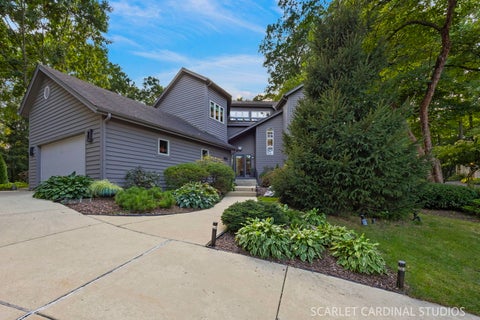 Tiny photo for 915 Knollwood Lane, West Chicago, IL 60185 (MLS # 12755763)