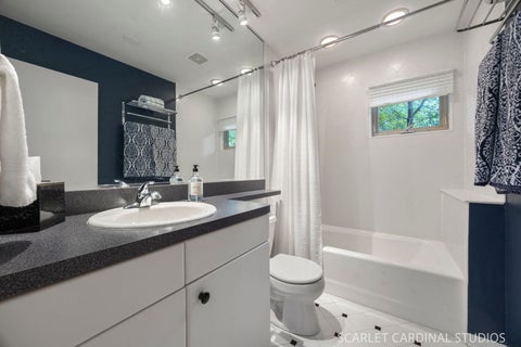 Tiny photo for 915 Knollwood Lane, West Chicago, IL 60185 (MLS # 12755763)