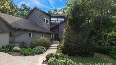 Tiny photo for 915 Knollwood Lane, West Chicago, IL 60185 (MLS # 12755763)