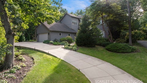 Tiny photo for 915 Knollwood Lane, West Chicago, IL 60185 (MLS # 12755763)