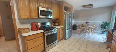 Tiny photo for 501 Hemlock Lane, Libertyville, IL 60048 (MLS # 12403922)