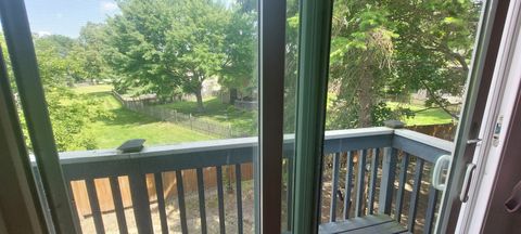 Tiny photo for 501 Hemlock Lane, Libertyville, IL 60048 (MLS # 12403922)