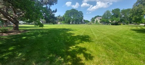 Tiny photo for 501 Hemlock Lane, Libertyville, IL 60048 (MLS # 12403922)