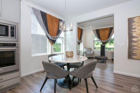 Tiny photo for 824 Spring Drive, Lindenhurst, IL 60046 (MLS # 12556700)