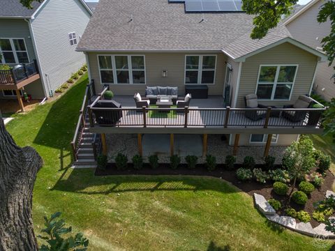 Tiny photo for 824 Spring Drive, Lindenhurst, IL 60046 (MLS # 12556700)