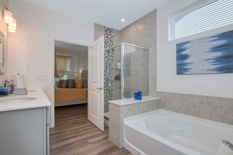 Tiny photo for 824 Spring Drive, Lindenhurst, IL 60046 (MLS # 12556700)