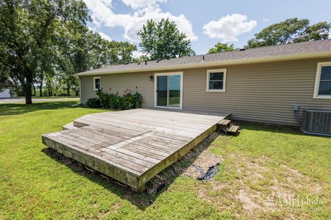 Tiny photo for 1871 S Oaklawn Drive, St. Anne, IL 60964 (MLS # 12715522)