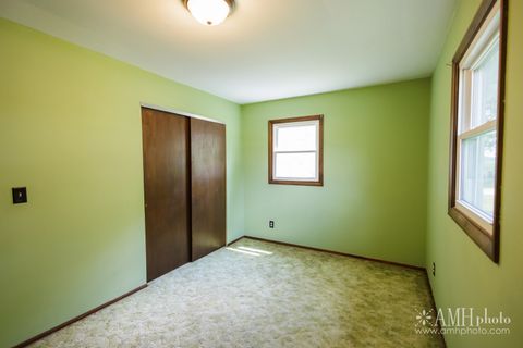 Tiny photo for 1871 S Oaklawn Drive, St. Anne, IL 60964 (MLS # 12715522)