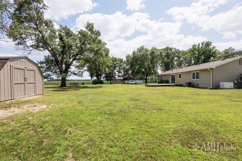 Tiny photo for 1871 S Oaklawn Drive, St. Anne, IL 60964 (MLS # 12715522)