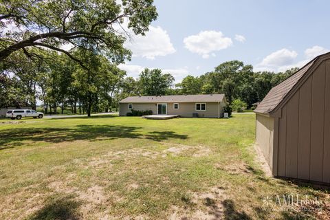 Tiny photo for 1871 S Oaklawn Drive, St. Anne, IL 60964 (MLS # 12715522)