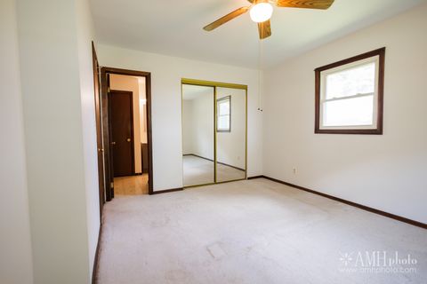 Tiny photo for 1871 S Oaklawn Drive, St. Anne, IL 60964 (MLS # 12715522)