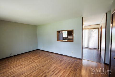 Tiny photo for 1871 S Oaklawn Drive, St. Anne, IL 60964 (MLS # 12715522)