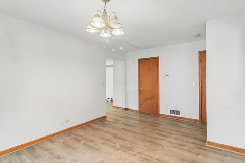Tiny photo for 626 Pleasure Drive, Mundelein, IL 60060 (MLS # 12753637)