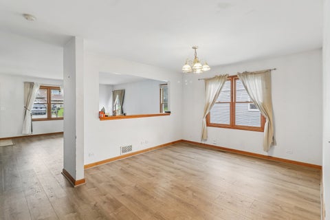 Tiny photo for 626 Pleasure Drive, Mundelein, IL 60060 (MLS # 12753637)