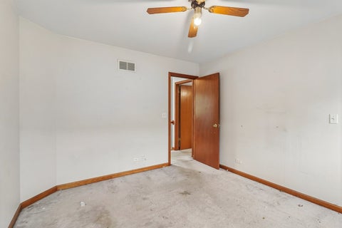 Tiny photo for 626 Pleasure Drive, Mundelein, IL 60060 (MLS # 12753637)
