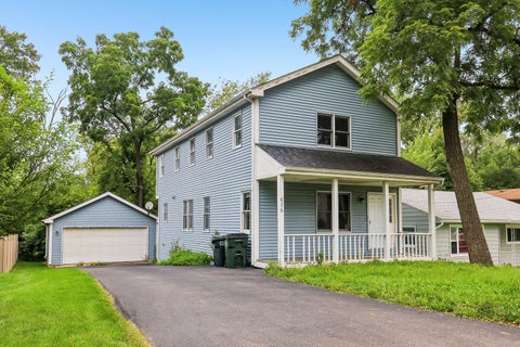 Photo of 626 Pleasure Drive, Mundelein, IL 60060 (MLS # 12753637)