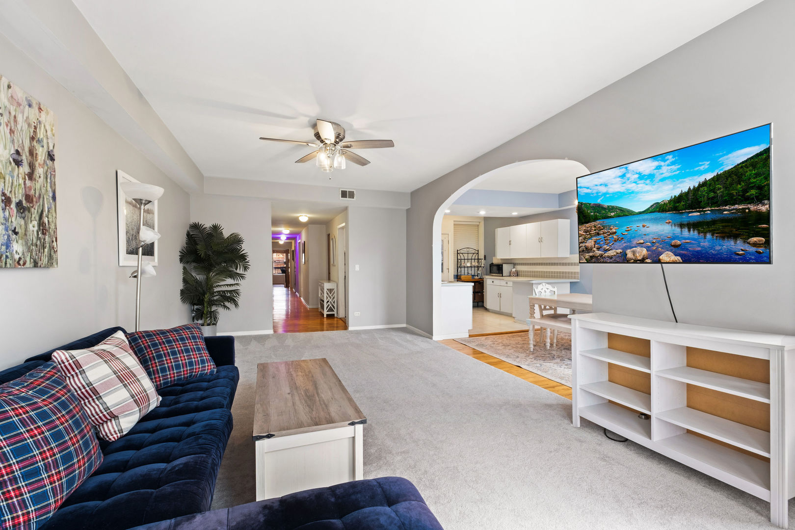 7631 N Bosworth Avenue 2S