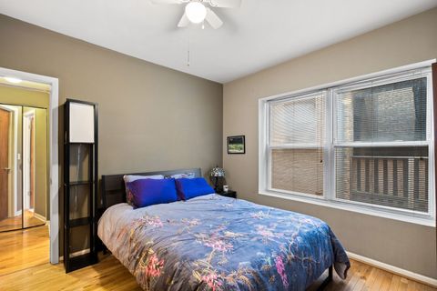 Tiny photo for 7631 N Bosworth Avenue #2S, Chicago, IL 60626 (MLS # 12569179)