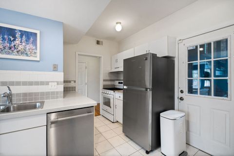 Tiny photo for 7631 N Bosworth Avenue #2S, Chicago, IL 60626 (MLS # 12569179)