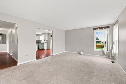 Tiny photo for 10 Timber Mill Court, Bolingbrook, IL 60490 (MLS # 12691615)