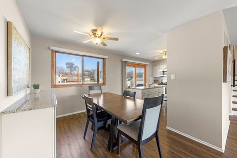 Tiny photo for 1551 Briarcliffe Boulevard, Wheaton, IL 60189 (MLS # 12588028)