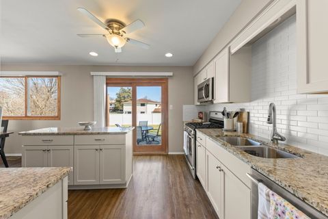 Tiny photo for 1551 Briarcliffe Boulevard, Wheaton, IL 60189 (MLS # 12588028)