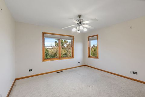 Tiny photo for 9N954 Heatherington Place, Elgin, IL 60124 (MLS # 12486116)