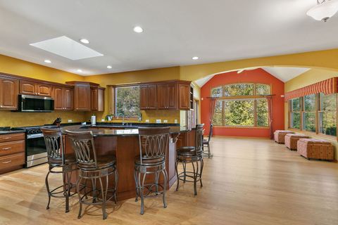 Tiny photo for 9N954 Heatherington Place, Elgin, IL 60124 (MLS # 12486116)