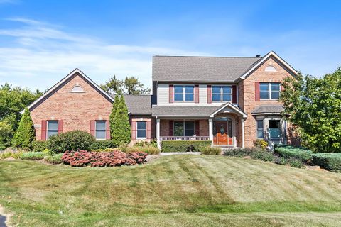Photo of 9N954 Heatherington Place, Elgin, IL 60124 (MLS # 12486116)