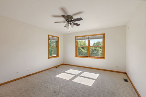Tiny photo for 9N954 Heatherington Place, Elgin, IL 60124 (MLS # 12486116)
