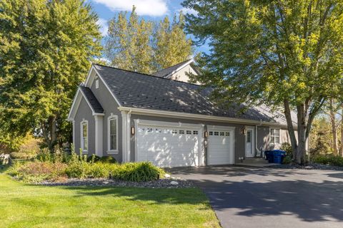 A home in St. Charles